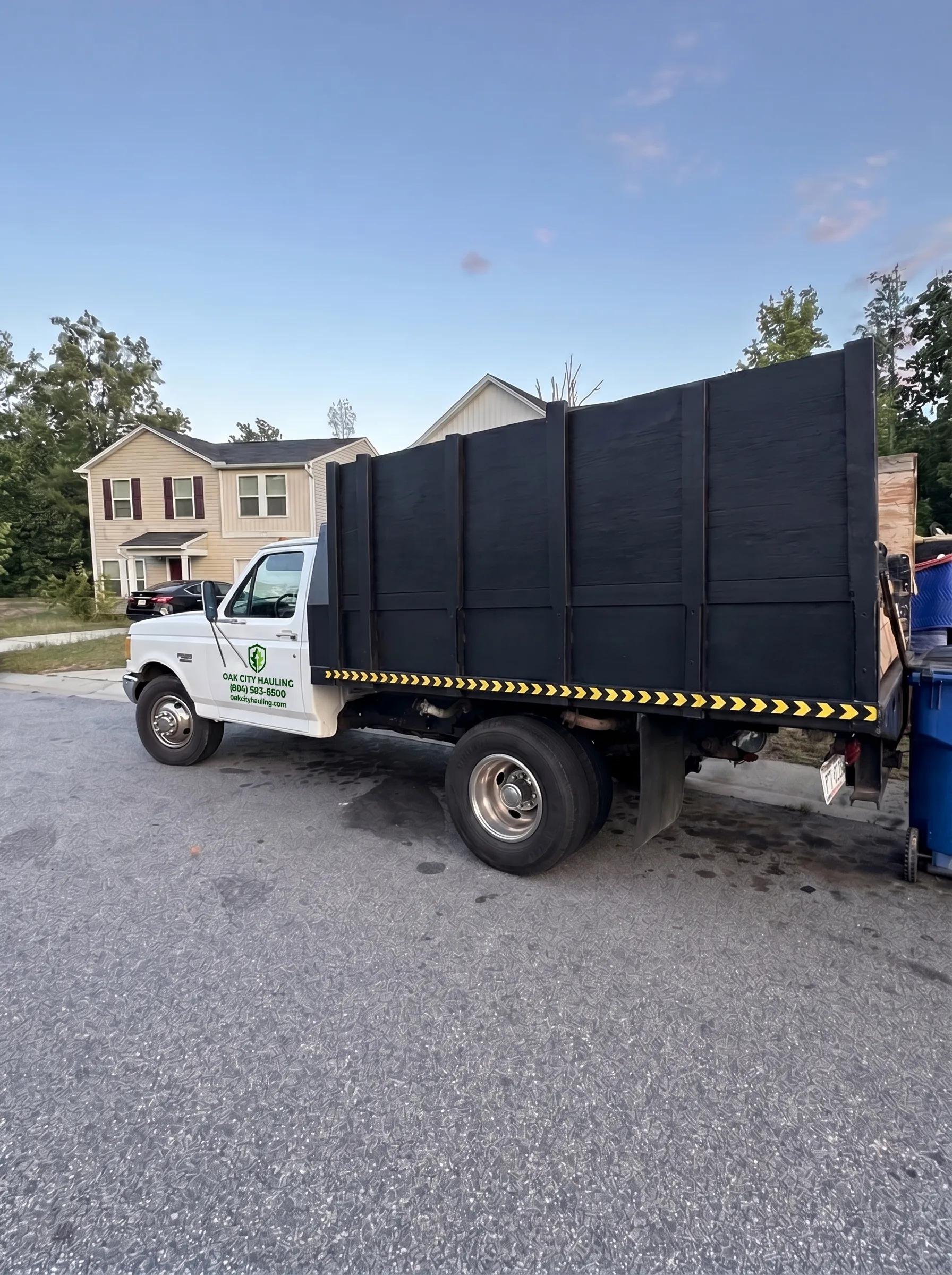 Oak City Hauling truck serving Durham, NC and the Triangle